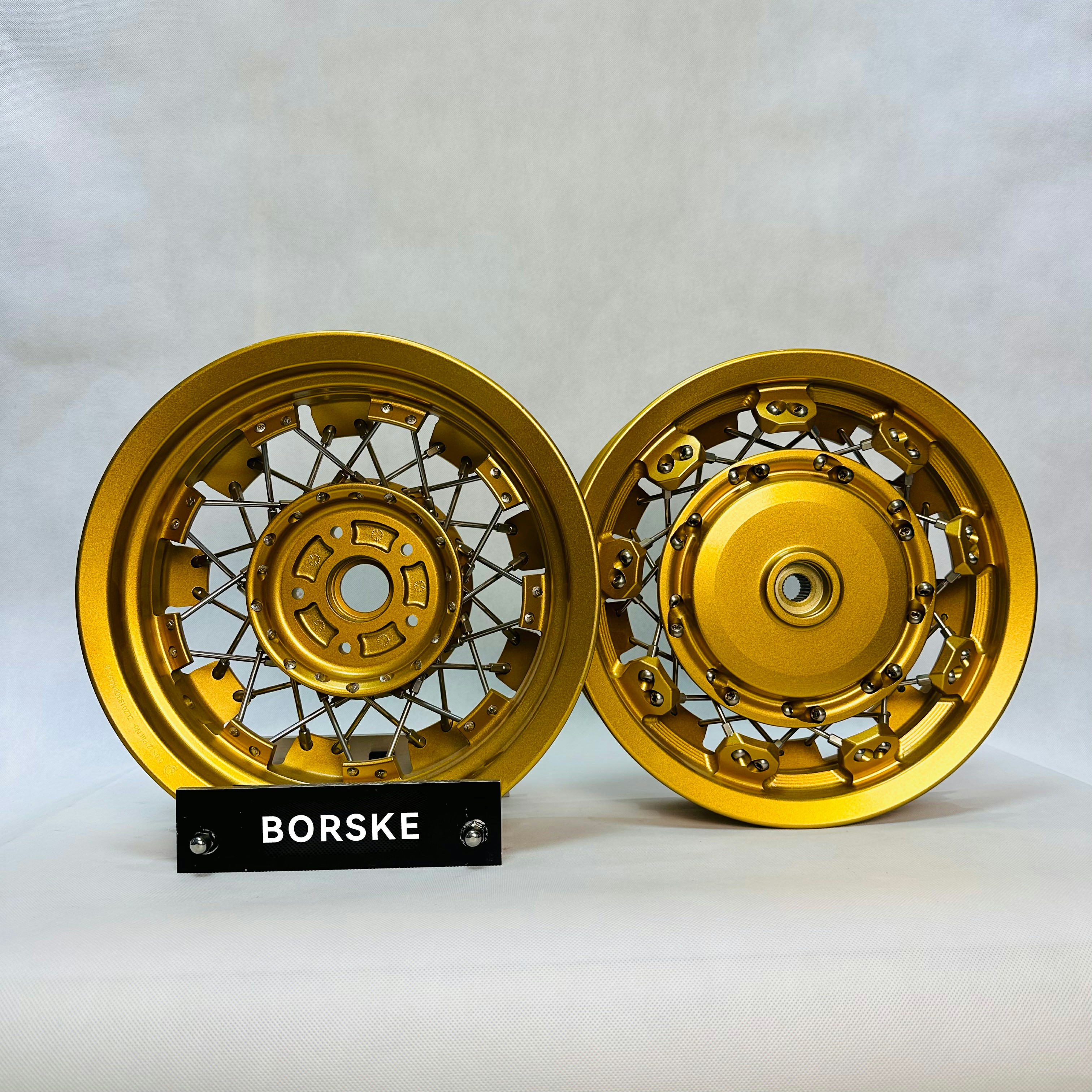 Borske Scooter Parts Factory Custom Aluminum Spoke Wheel for Vespa